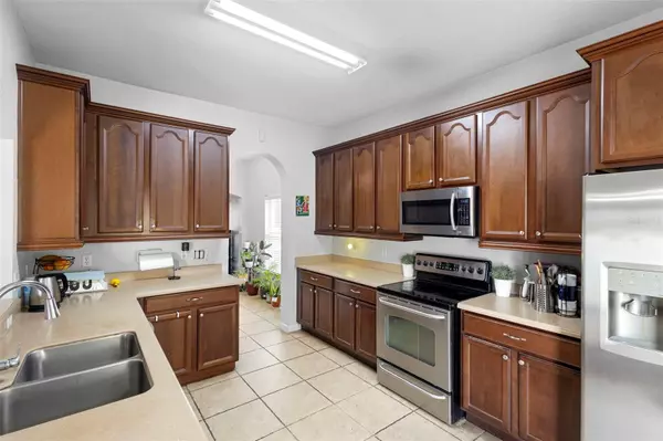 Orlando, FL 32828,16731 CEDAR CREST DR