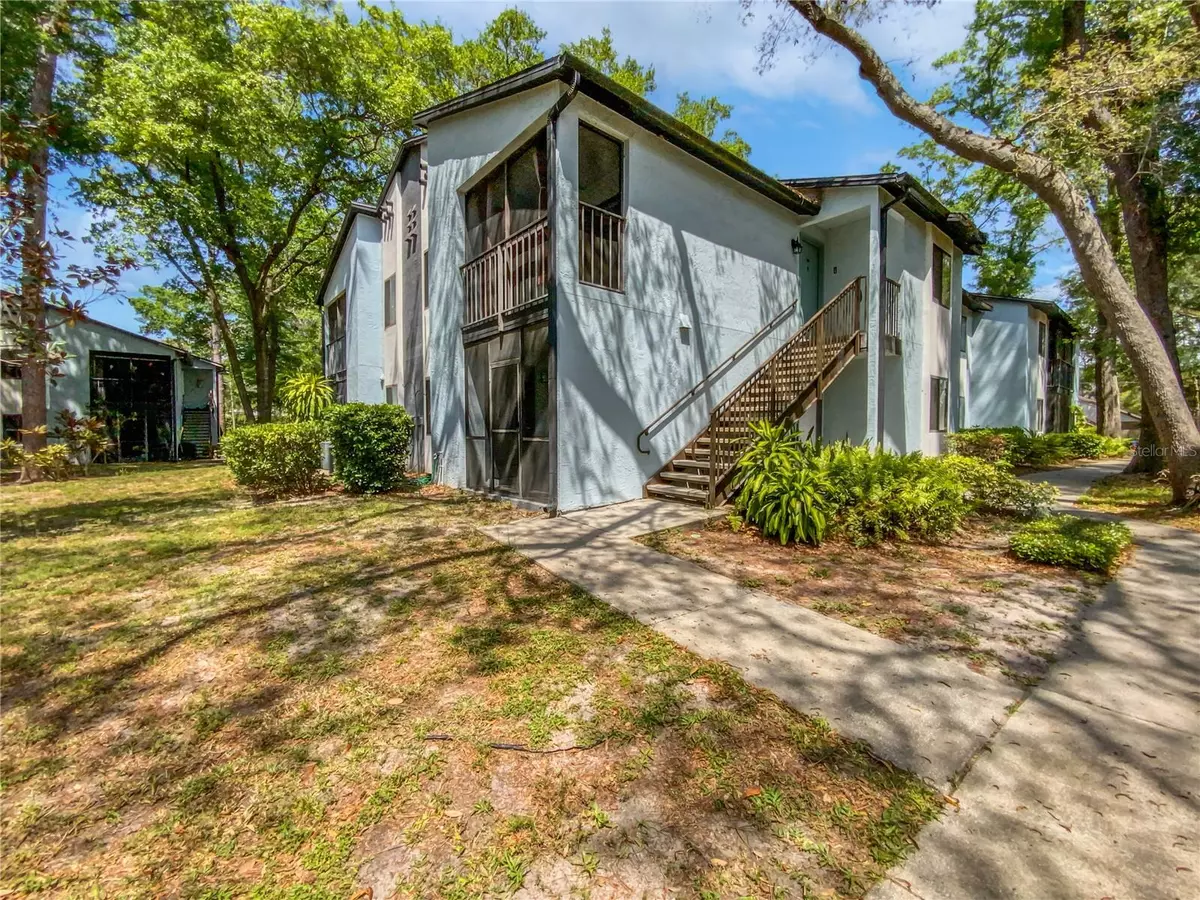 Altamonte Springs, FL 32714,196 RIVERBEND DR #101