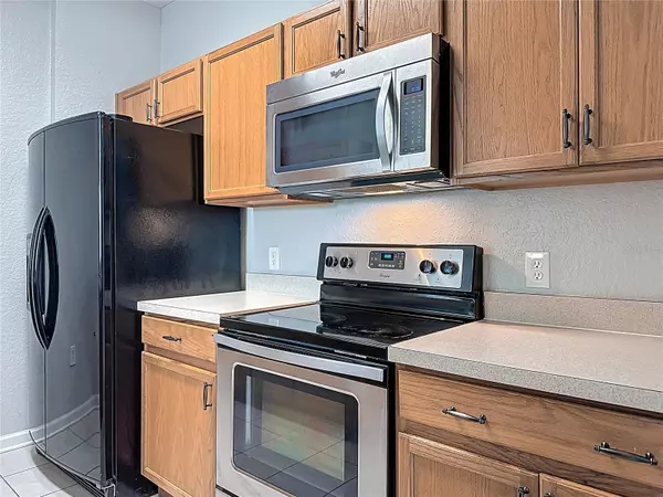 Orlando, FL 32829,8630 BUCCILLI DR #309