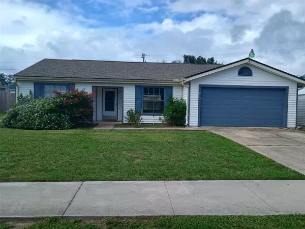 2866 NEWMARK DR,  Deltona,  FL 32738