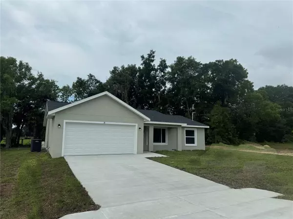 Ocklawaha, FL 32179,18 MAPLE LN