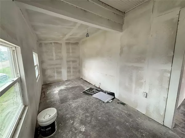 Haines City, FL 33844,1020 E MAIN ST