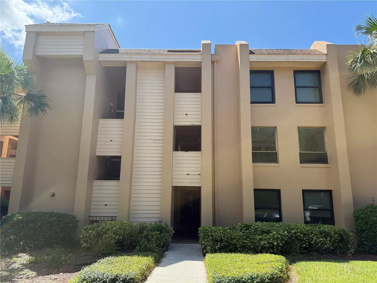 Altamonte Springs, FL 32701,620 CRANES WAY #207