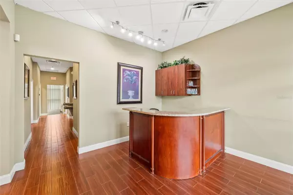 Orlando, FL 32825,11602 LAKE UNDERHILL RD #103