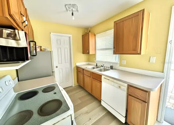 Apopka, FL 32703,1310 PLEASANTVIEW DR