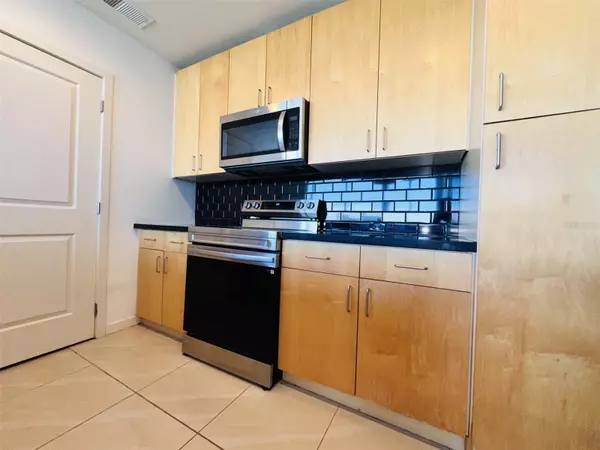 Orlando, FL 32801,155 S COURT AVE #2515