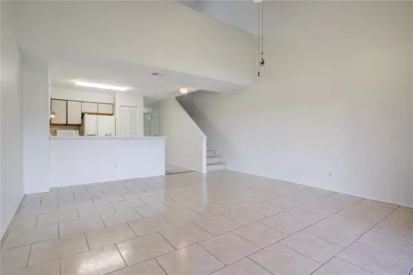 St Augustine, FL 32080,106 VILLAGE DEL LAGO CIR #106
