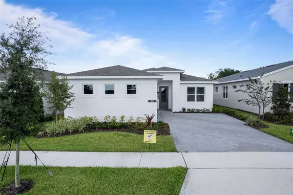 Lady Lake, FL 32159,563 HAMMOCK OAKS BLVD