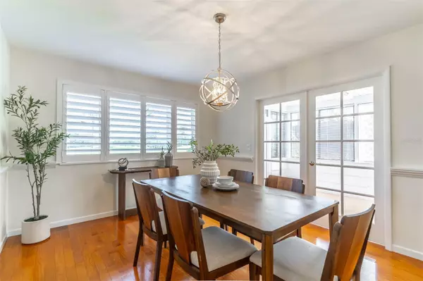 Longwood, FL 32779,320 CAMBRIDGE DR