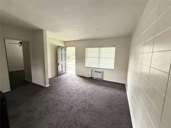 Orlando, FL 32805,639 RAMONA LN #6