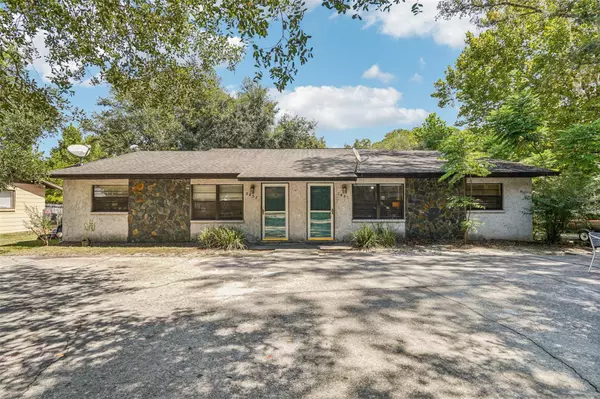 2435 NW 4TH TER, Gainesville, FL 32609