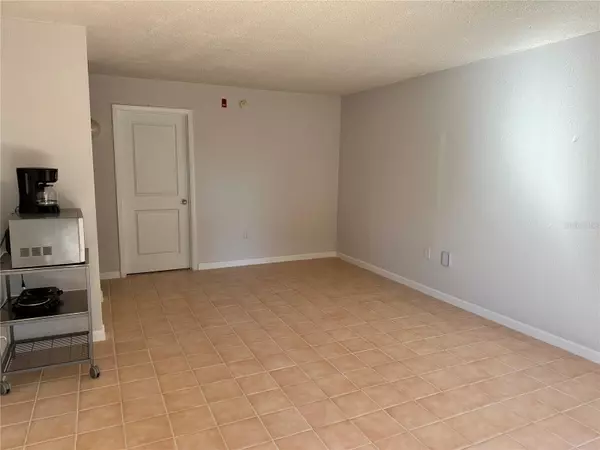 Orlando, FL 32809,8421 S ORANGE BLOSSOM TRL #443