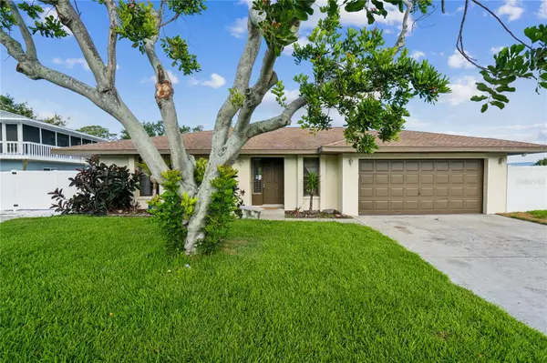 2204 78TH ST W, Bradenton, FL 34209