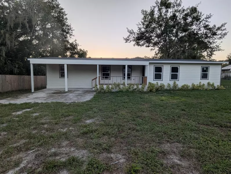 40415 COUNTRY RD, Eustis, FL 32736