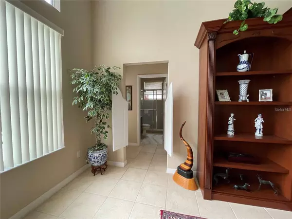 Orlando, FL 32837,13021 ISLAMORADA DR