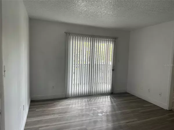 Altamonte Springs, FL 32714,241 AFTON SQ #205