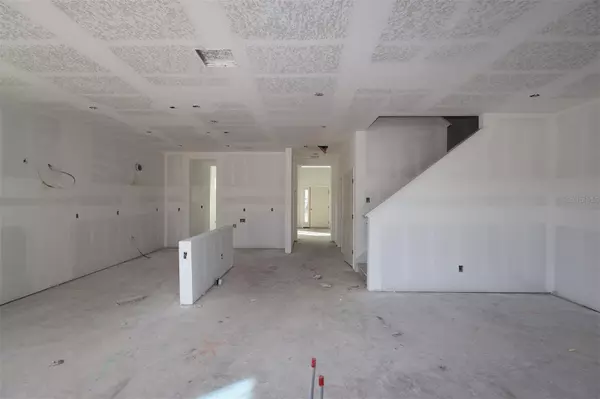 St Cloud, FL 34773,6867 YELLOW WARBLER BND