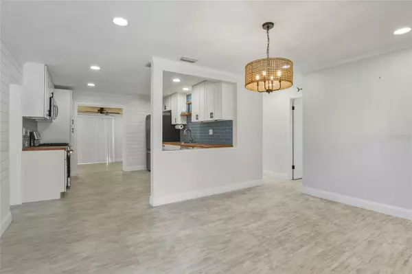 New Smyrna Beach, FL 32168,702 ELEANORE AVE