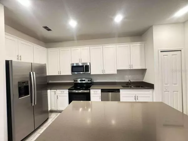 Kissimmee, FL 34747,7465 STONE CREEK TRL