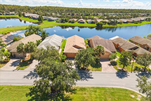 Kissimmee, FL 34759,189 GRAND CANAL DR