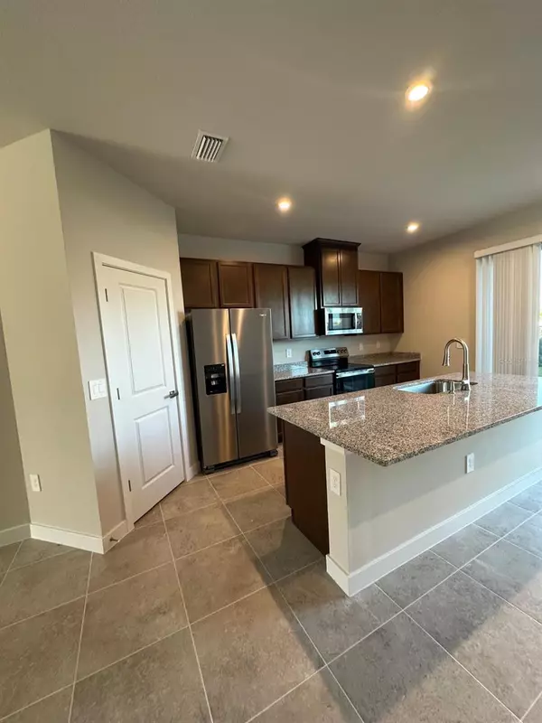 Lakewood Ranch, FL 34211,12442 AMBER CREEK CIR