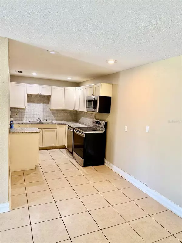 Orlando, FL 32805,3328 COLEMAN PL