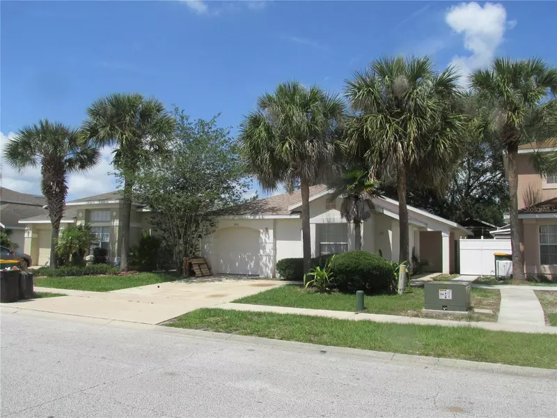 3240 BREWSTER DR, Kissimmee, FL 34743