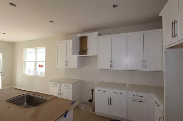 Apopka, FL 32703,659 POTHOS ST