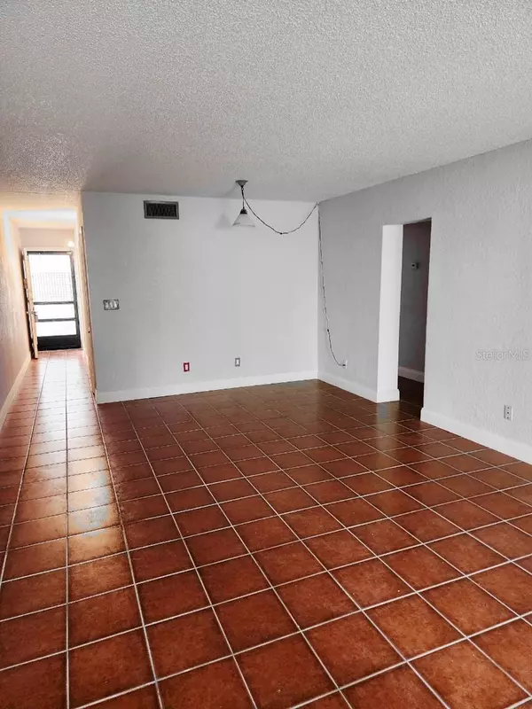 Daytona Beach, FL 32114,1508 VIRGINIA AVE #105