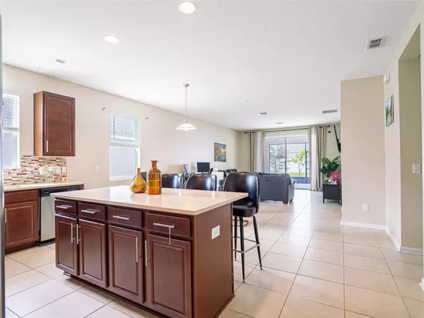 Kissimmee, FL 34746,2714 CREEKMORE CT