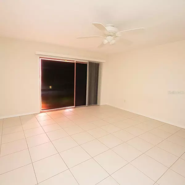 Orlando, FL 32839,4023 HENLEY RD #1702