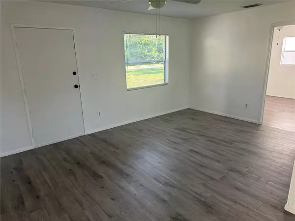 Lake Mary, FL 32746,185 E LAKE MARY AVE
