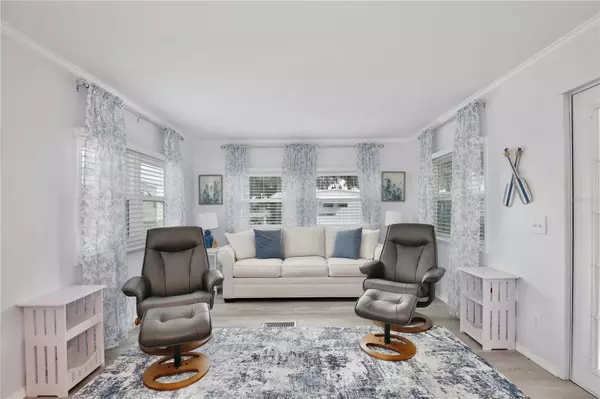 Tavares, FL 32778,662 SINCLAIR CIR