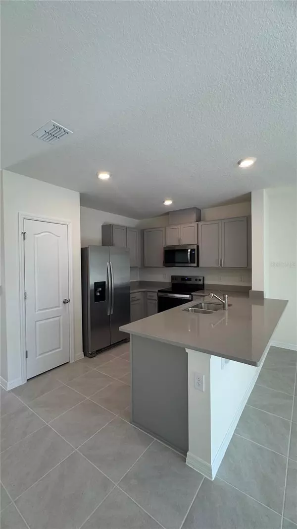 Davenport, FL 33837,1666 ROCK ELM RD