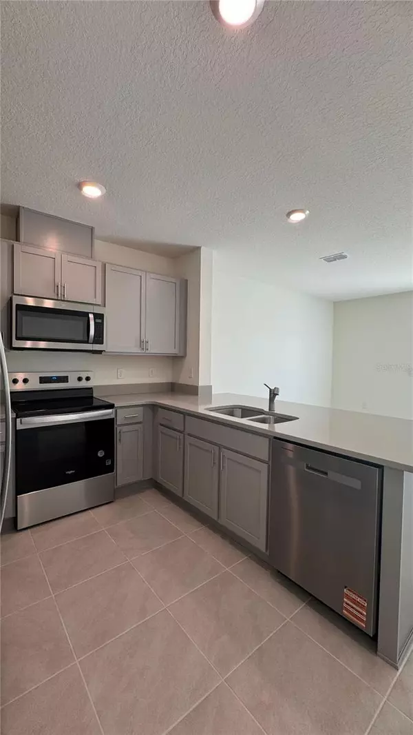 Davenport, FL 33837,1666 ROCK ELM RD