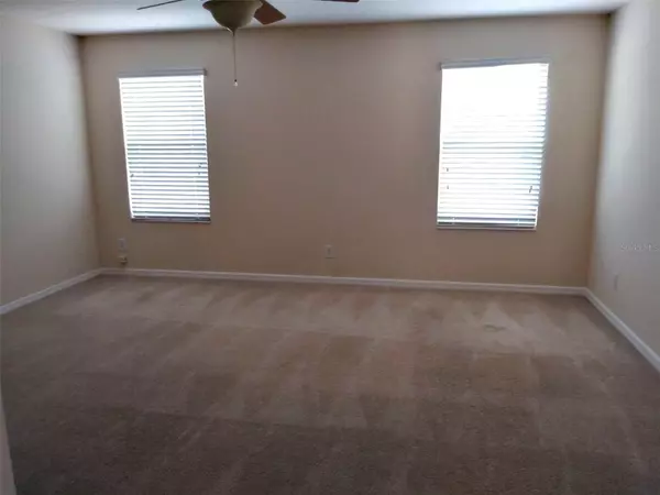 Orlando, FL 32826,13836 PICKETT RESERVE CT