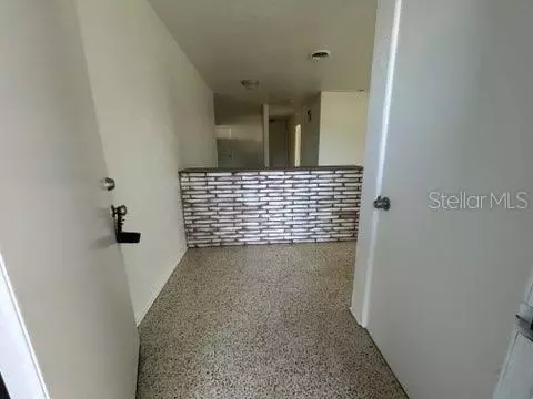 Ormond Beach, FL 32174,423 N RIDGEWOOD AVE