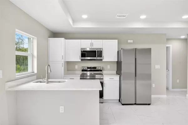 Lehigh Acres, FL 33971,2804 64TH ST W