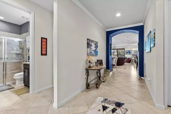 Vero Beach, FL 32967,5086 PENDELTON SQ