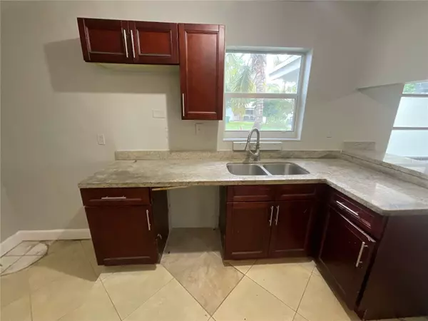 Miramar, FL 33023,7945 LASALLE BLVD