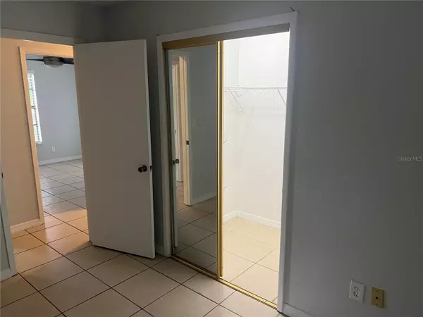 Orlando, FL 32825,7925 NAPOLEON ST
