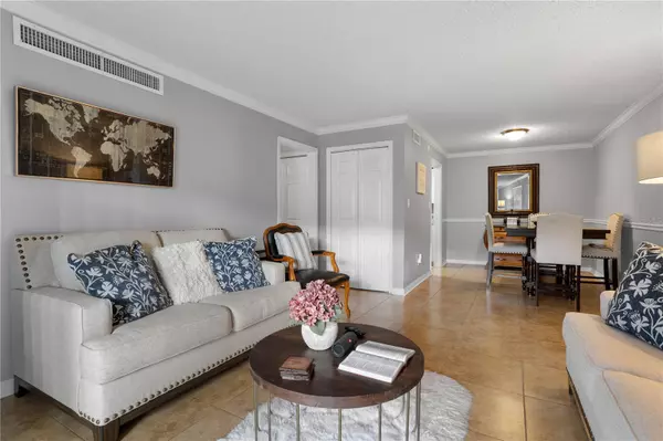 Altamonte Springs, FL 32714,375 WYMORE RD #101