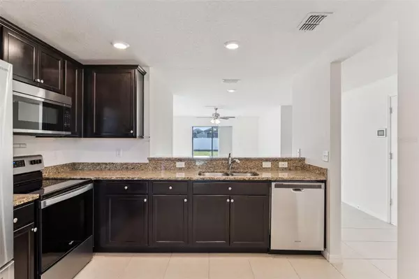 Mascotte, FL 34753,1188 MOYLE WAY