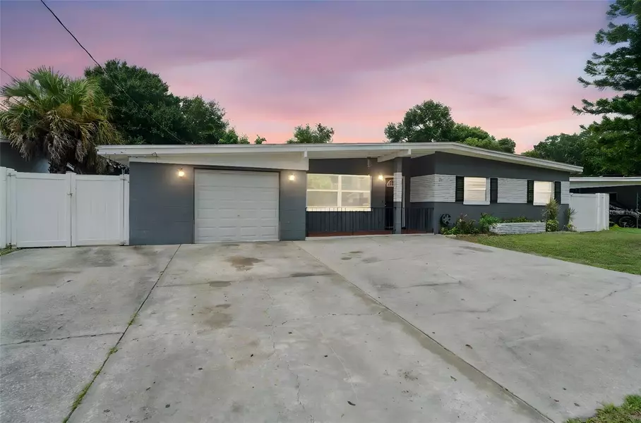 90 NANCY LEE AVE, Orlando, FL 32807