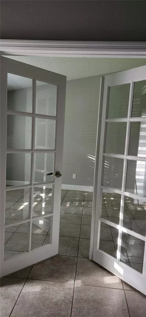 Apopka, FL 32712,1154 DEER LAKE CIR