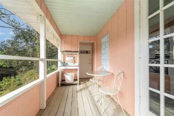 Old Town, FL 32680,176 SE 989TH ST