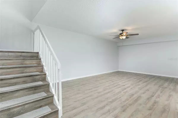 Orlando, FL 32811,5341 BAMBOO CT #418