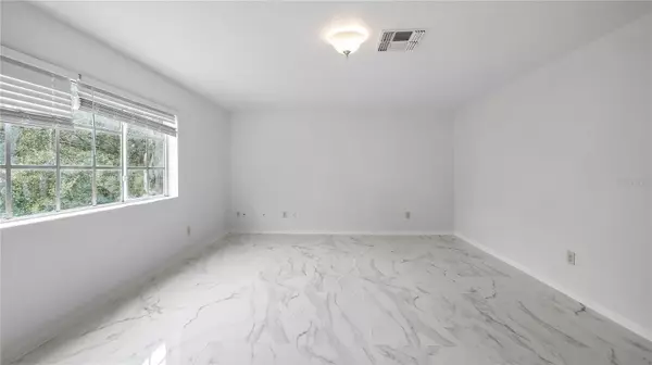 Orlando, FL 32835,7843 SAINT ANDREWS CIR