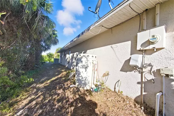 Palm Bay, FL 32908,3326 FLORALA AVE SW