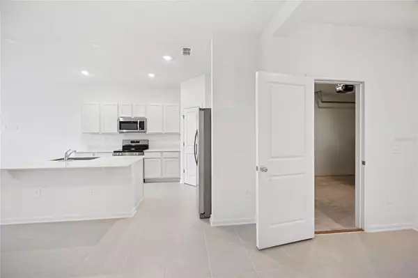Davenport, FL 33837,3007 MALOOF DR